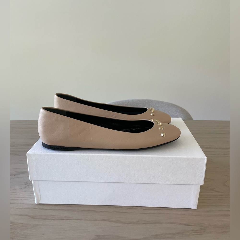 Balenciaga beige tan leather studded ballet flats size 38.5 - Picture 1 of 6